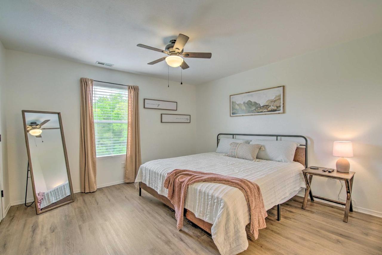 Cozy Branson Retreat With Balcony, 2 Mi To 76 Strip 아파트 외부 사진